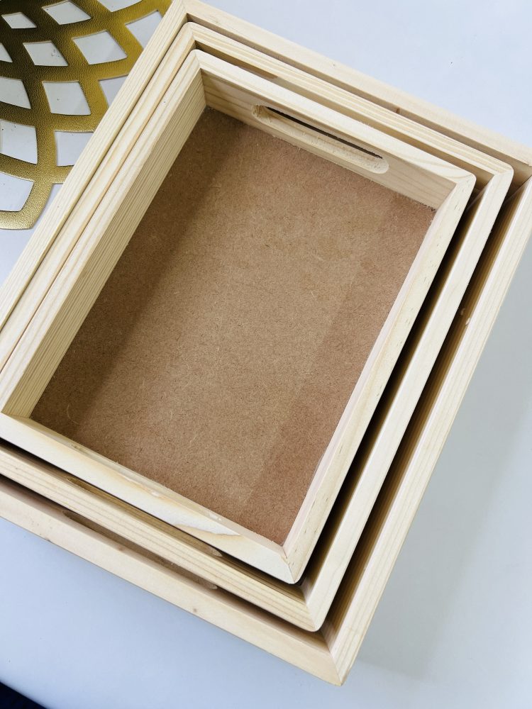 Set of 3 trays