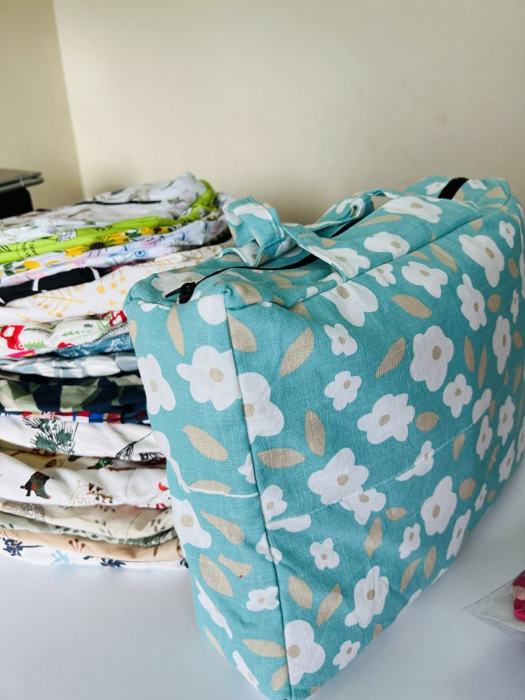 Travel bags( random designs)