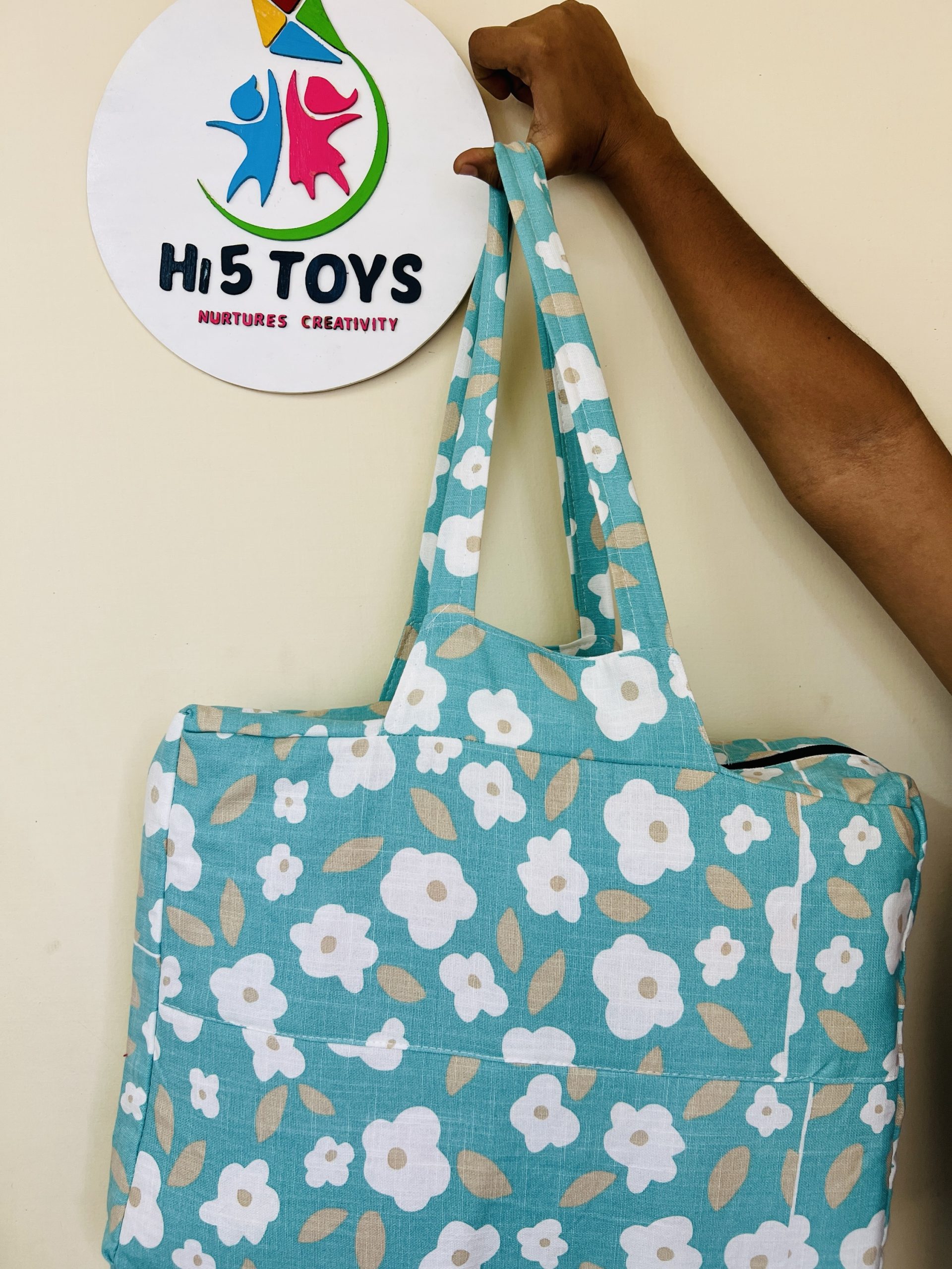 Travel bags( random designs)